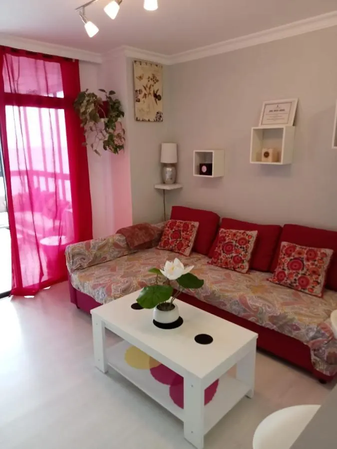 Apartamento En Primera Linea De Mar Tabaiba 0*,